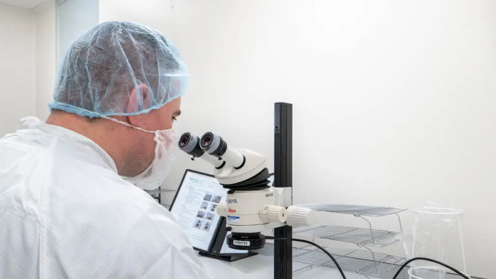 Cleanroom operator